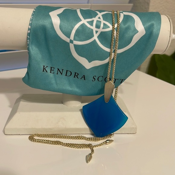 Kendra Scott Teal Agate Aislinn Necklace EUC - Picture 2 of 4